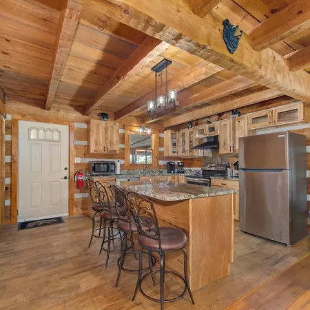 Friendly Bear Two Villa Sevierville Exterior photo