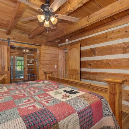 Friendly Bear Two Villa Sevierville Exterior photo